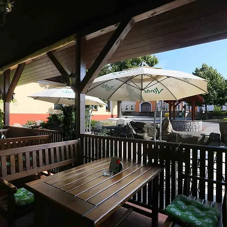 Guest house Sindlovska Krcma 3*